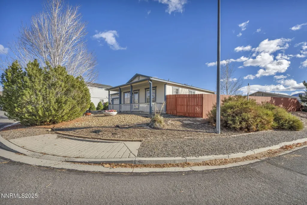 18120 Hazelnut Reno NV 89508