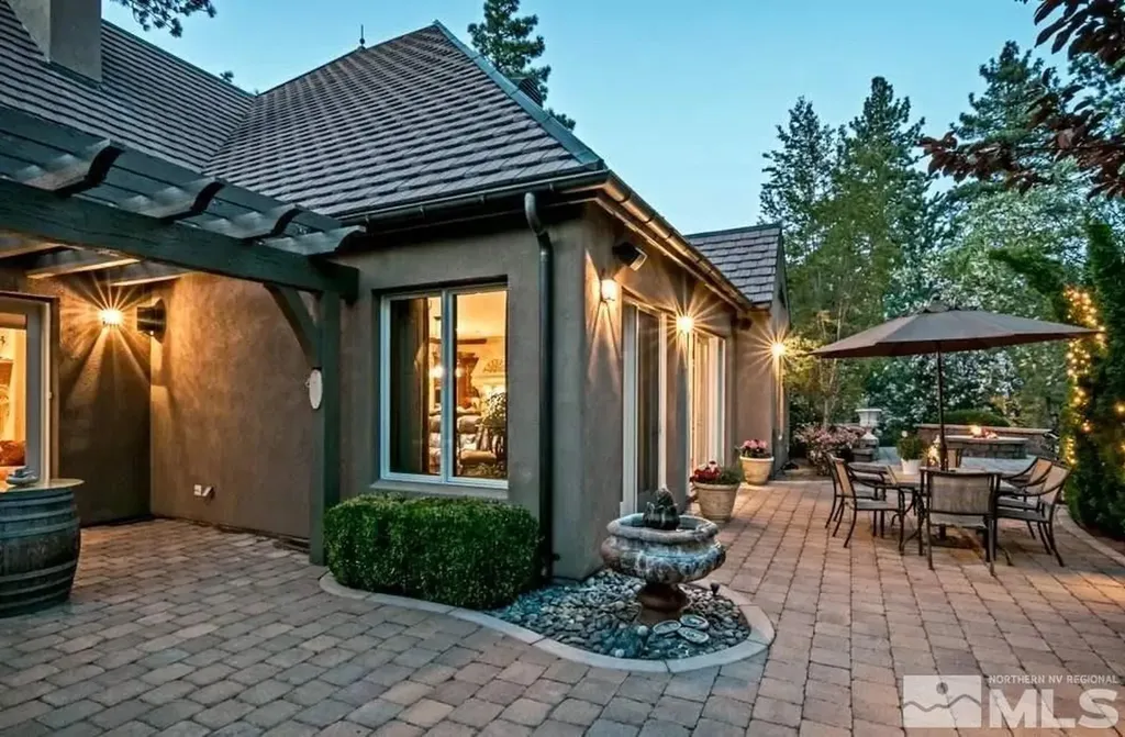 6574 Champetre Reno NV 89511