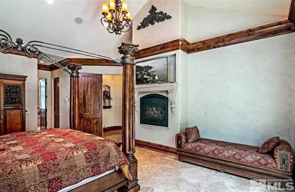6574 Champetre Reno NV 89511