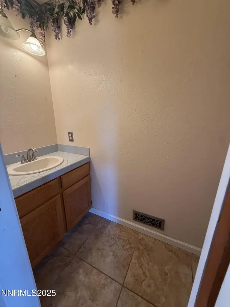 3182 Oreana Carson City NV 89701