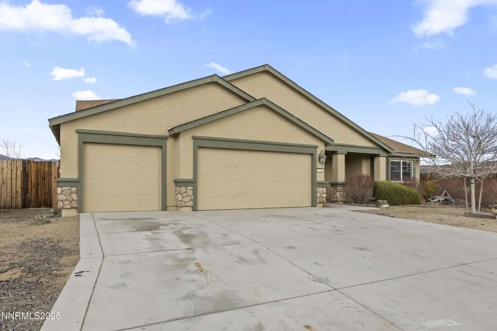 138 Bethpage Dayton NV 89403