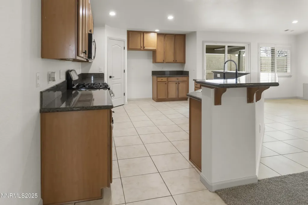 138 Bethpage Dayton NV 89403