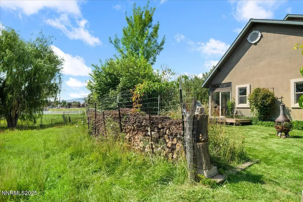 1516 Coleman Reno NV 89503