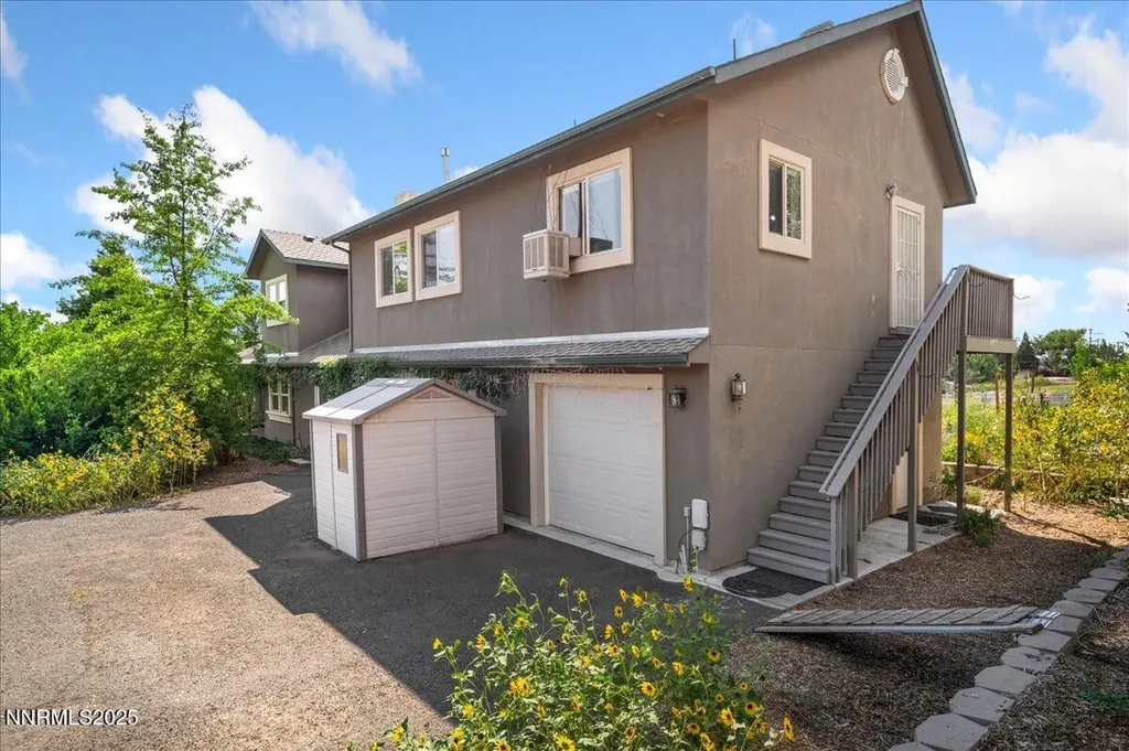 1516 Coleman Reno NV 89503