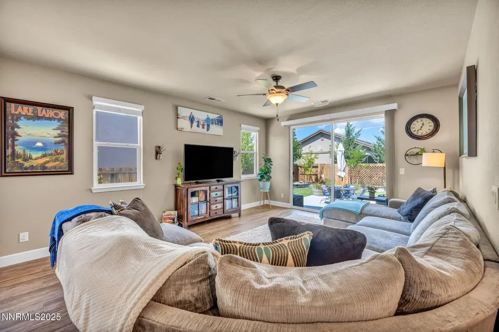 156 Jobe Dayton NV 89403