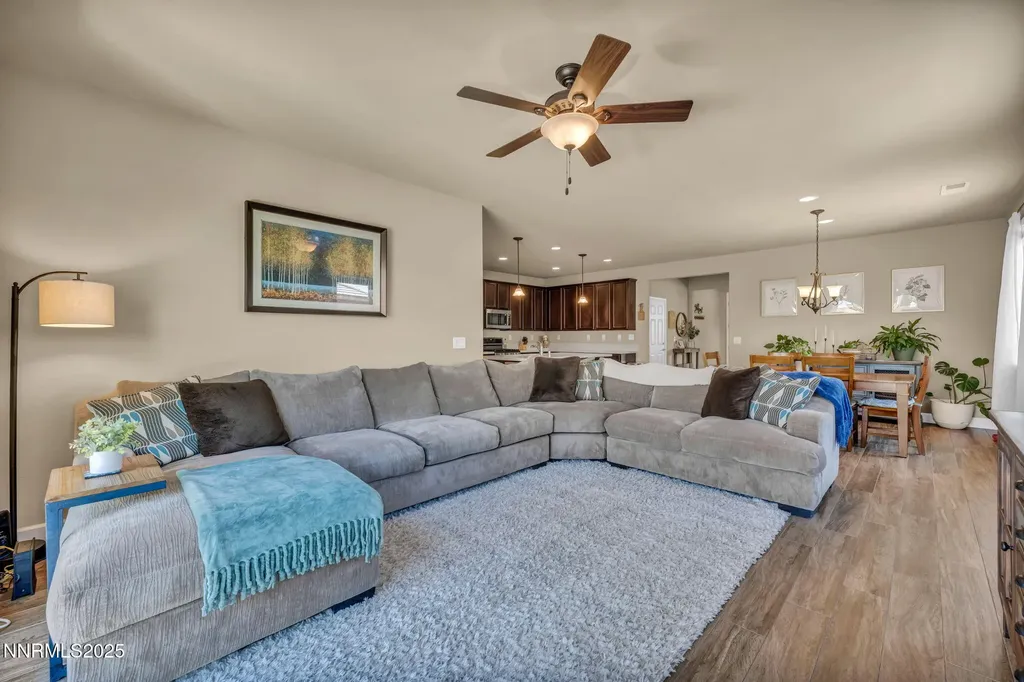 156 Jobe Dayton NV 89403