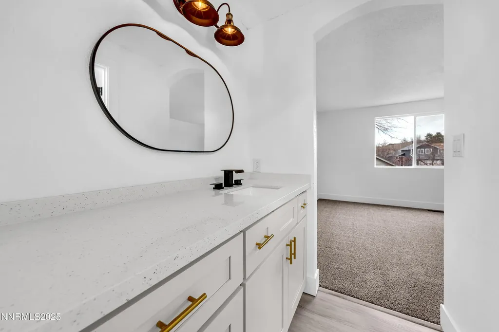2738 Waterfield Sparks NV 89434