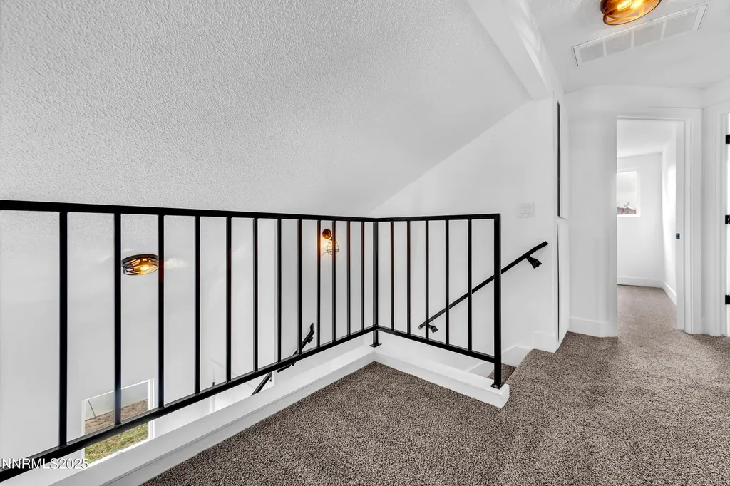 2738 Waterfield Sparks NV 89434
