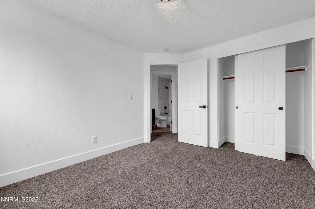 2738 Waterfield Sparks NV 89434