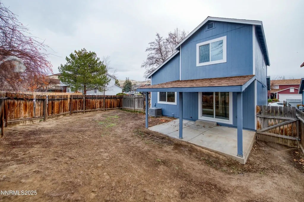 2738 Waterfield Sparks NV 89434