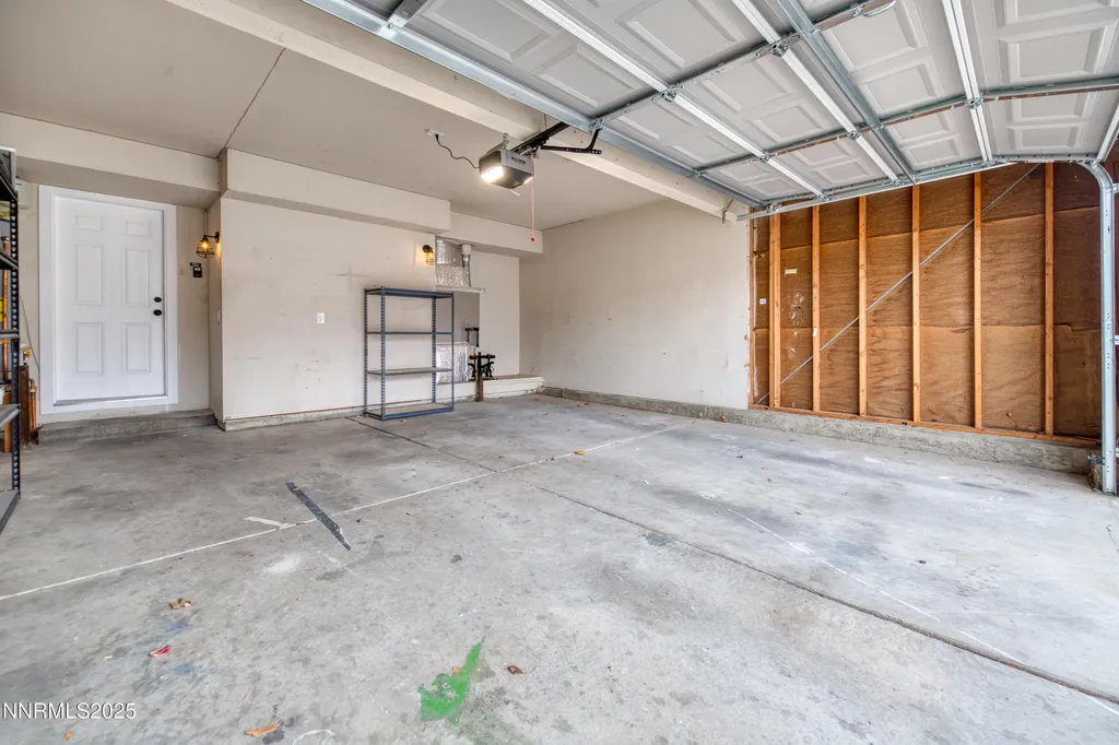 2738 Waterfield Sparks NV 89434