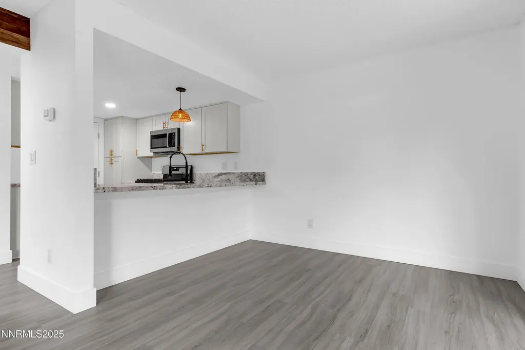 2738 Waterfield Sparks NV 89434