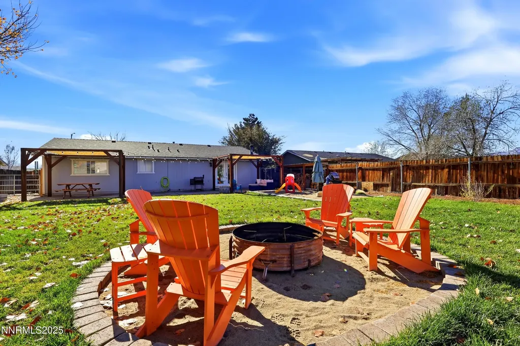 632 Occidental Dayton NV 89403