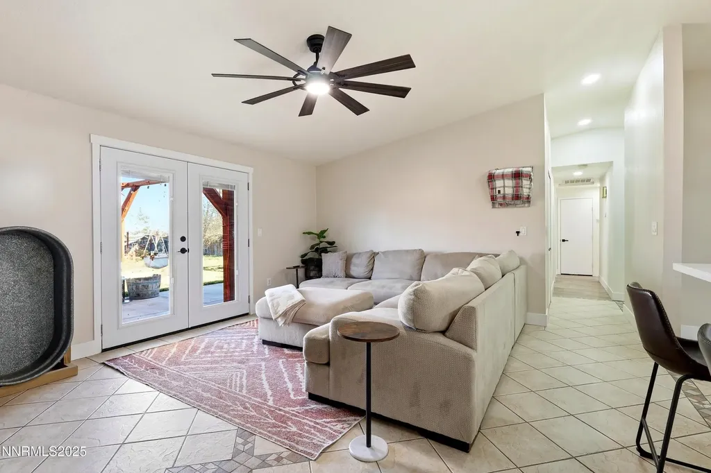 632 Occidental Dayton NV 89403