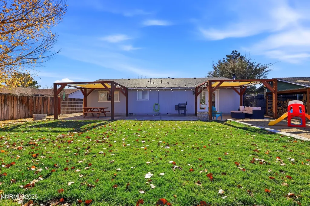 632 Occidental Dayton NV 89403