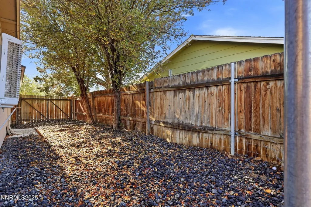 632 Occidental Dayton NV 89403