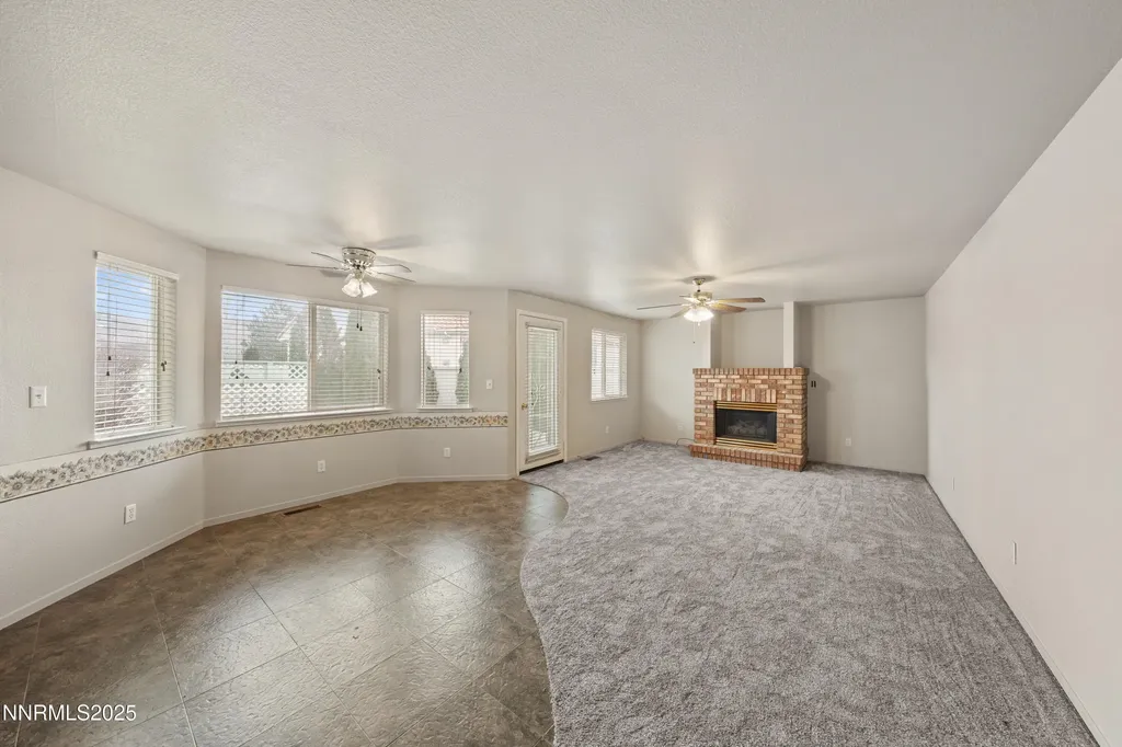 1168 Country Club Minden NV 89423