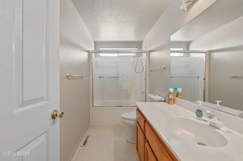 1168 Country Club Minden NV 89423