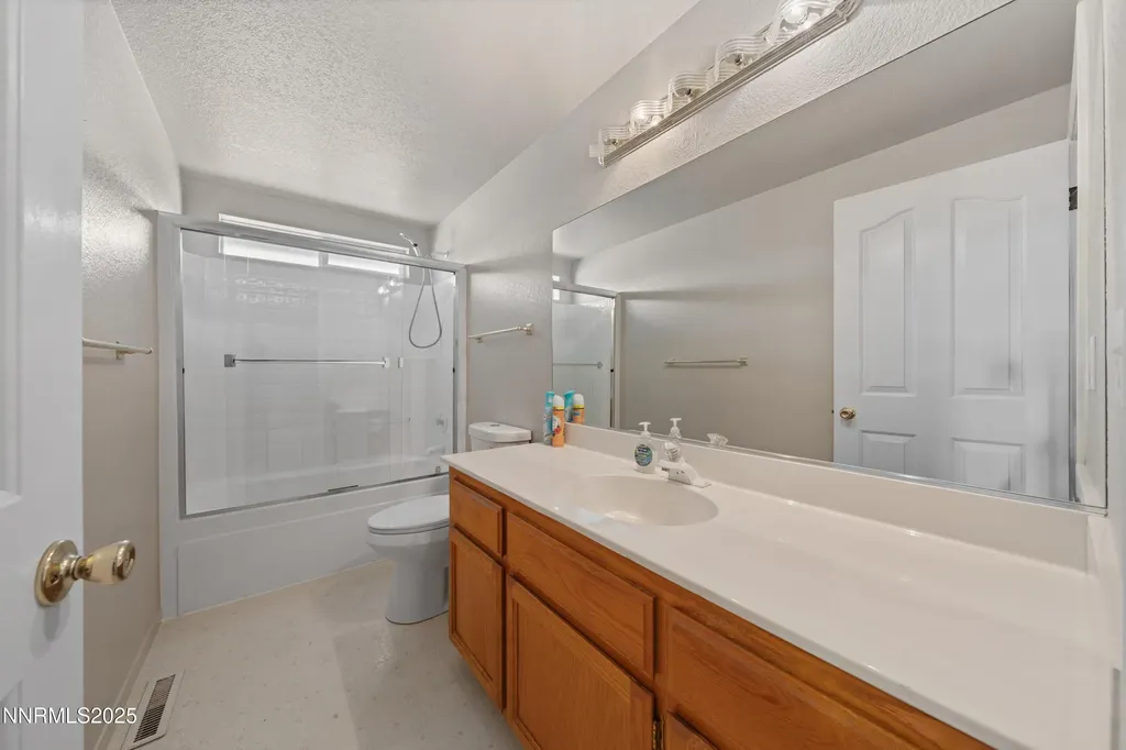 1168 Country Club Minden NV 89423