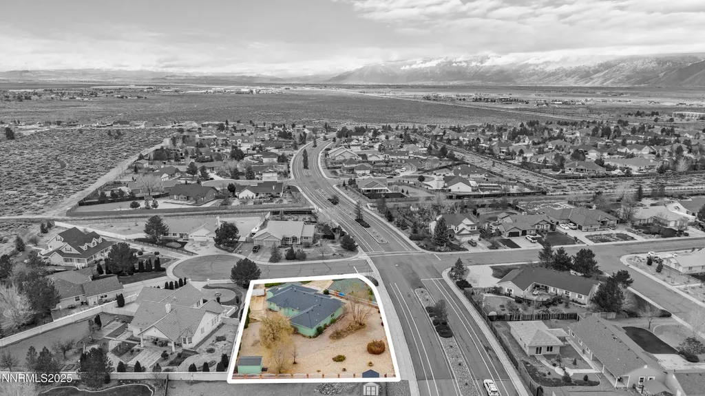 1168 Country Club Minden NV 89423