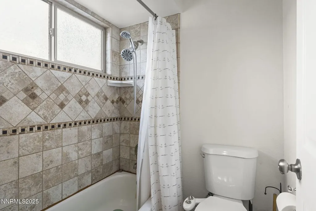1023 Tyler Sparks NV 89431