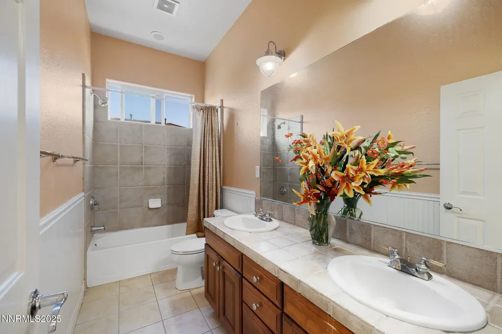 10050 Goler Wash Reno NV 89521