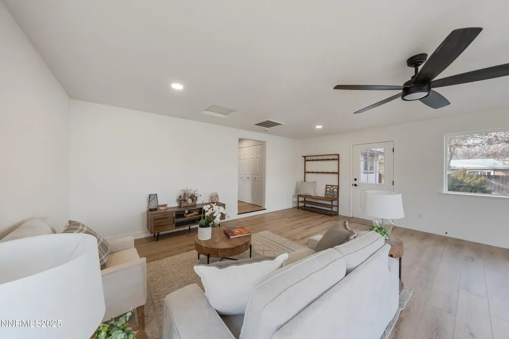 1312 Saratoga Minden NV 89423