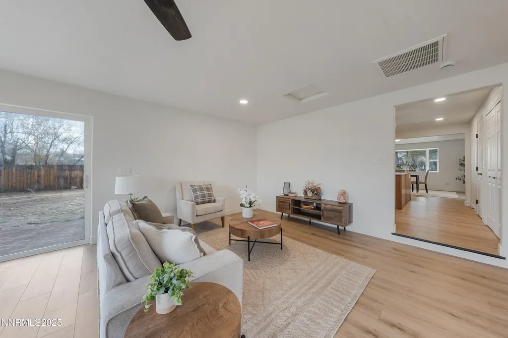 1312 Saratoga Minden NV 89423