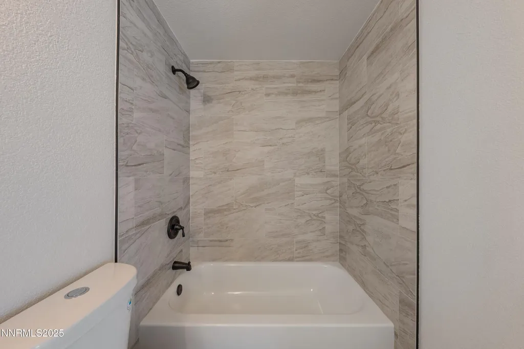 1312 Saratoga Minden NV 89423