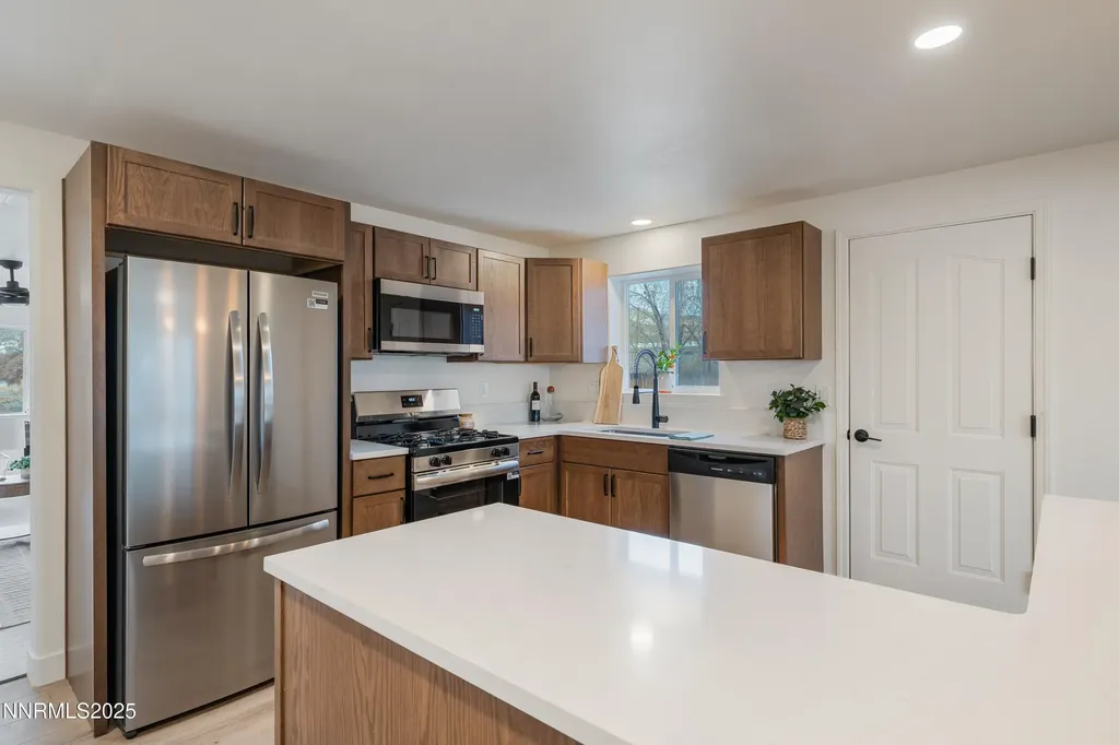 1312 Saratoga Minden NV 89423