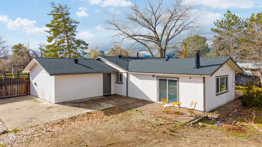 1312 Saratoga Minden NV 89423
