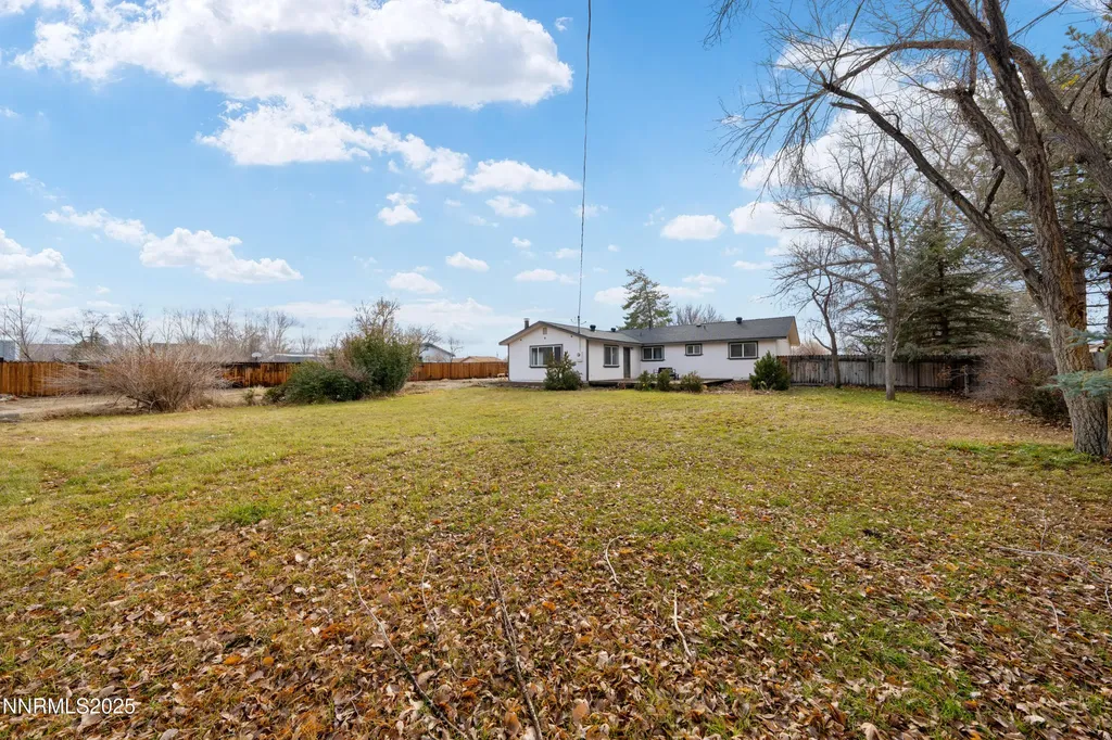 1312 Saratoga Minden NV 89423