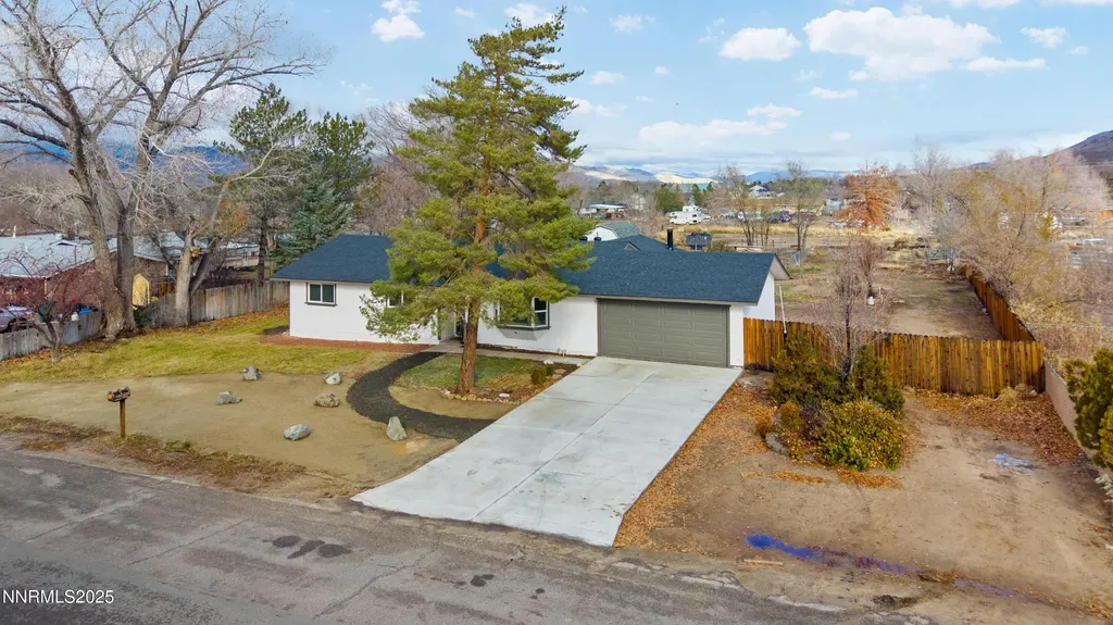 1312 Saratoga Minden NV 89423