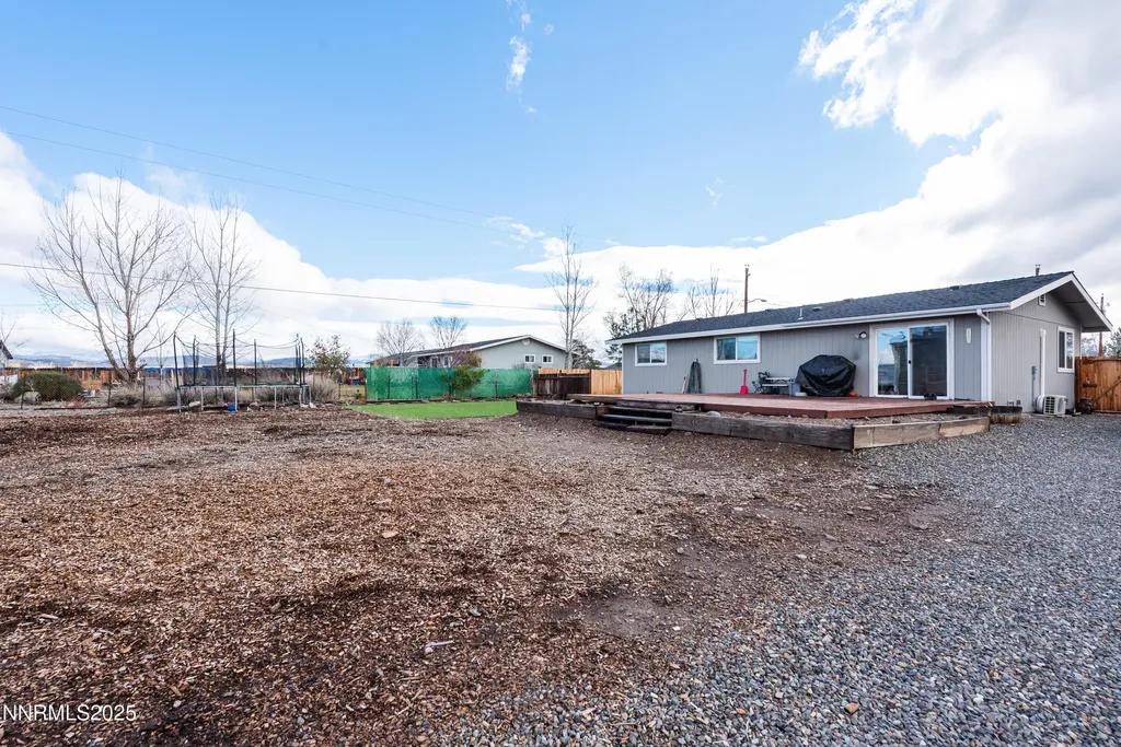 1486 Muir Gardnerville NV 89460