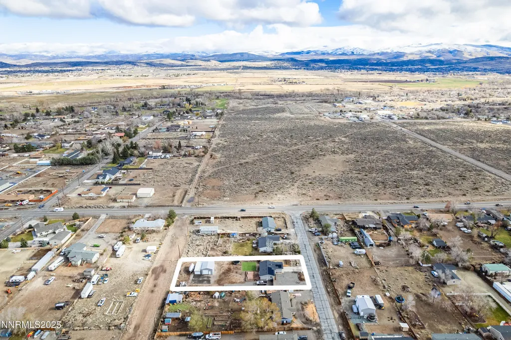 1486 Muir Gardnerville NV 89460