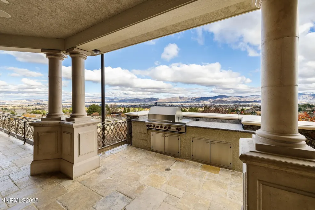 2490 Manzanita Reno NV 89509