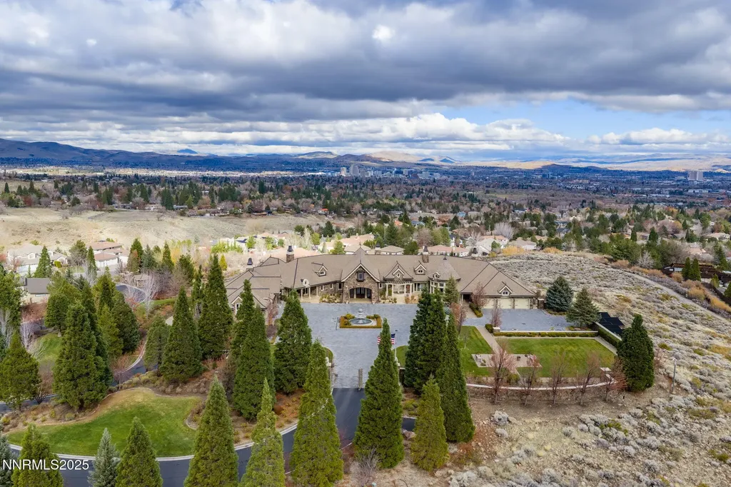 2490 Manzanita Reno NV 89509