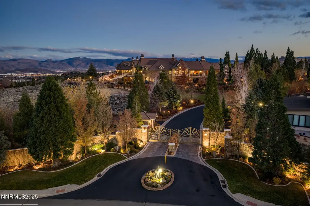 2490 Manzanita Reno NV 89509