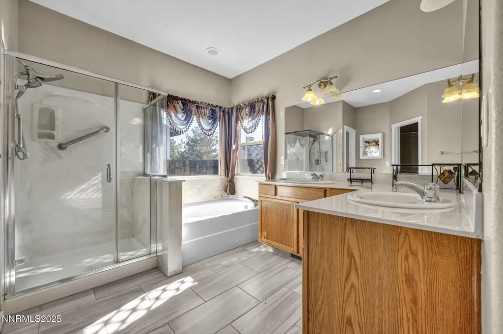 1031 Village Knoll Sparks NV 89436