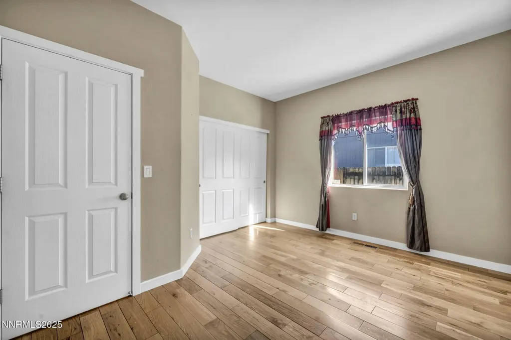 1031 Village Knoll Sparks NV 89436