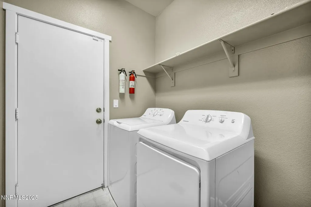 1031 Village Knoll Sparks NV 89436