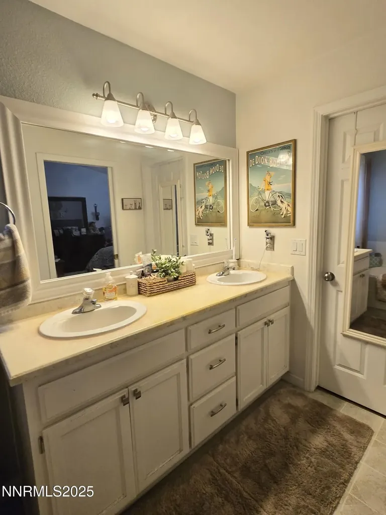 2880 Horseshoe Fernley NV 89408