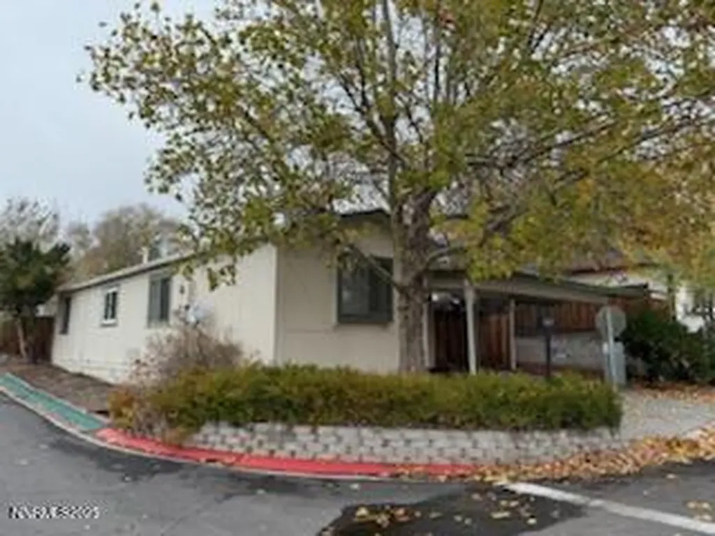 2701 Daffodil Reno NV 89512