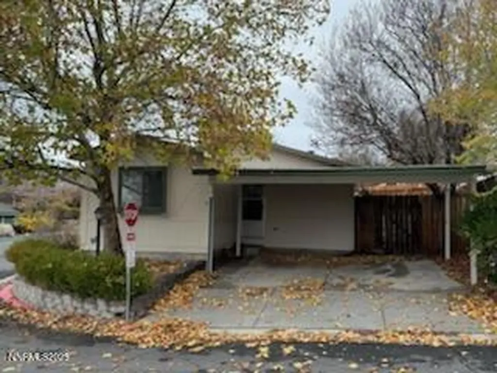 2701 Daffodil Reno NV 89512