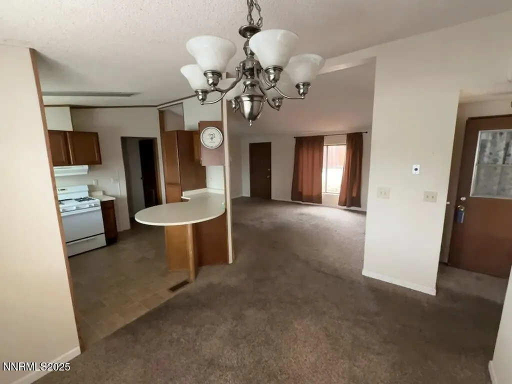 2701 Daffodil Reno NV 89512