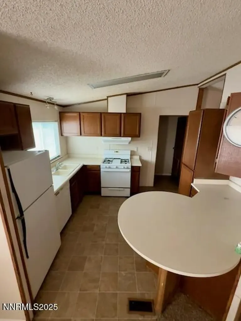 2701 Daffodil Reno NV 89512
