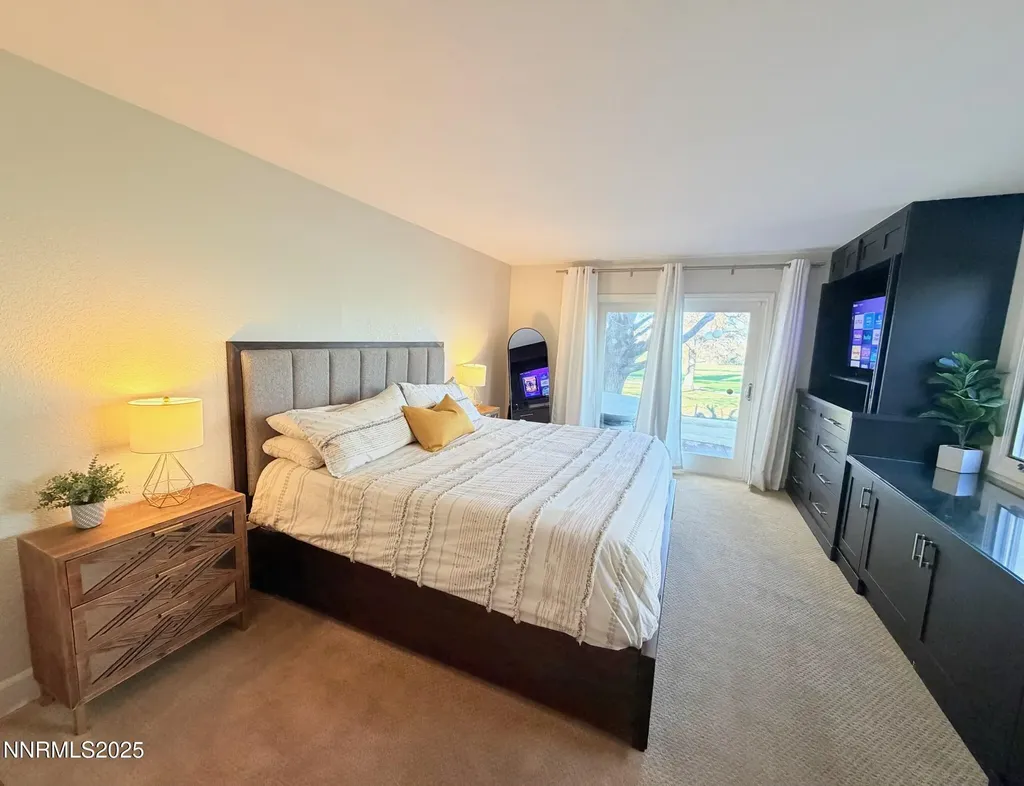 5012 Lakeridge Reno NV 89509