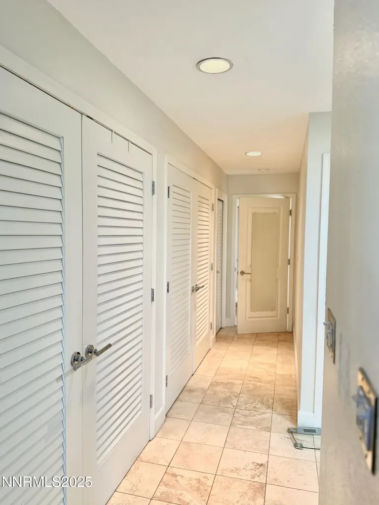 5012 Lakeridge Reno NV 89509
