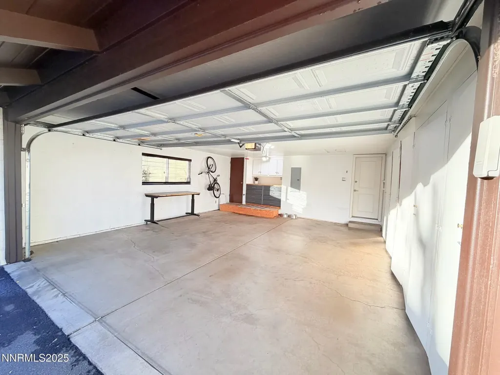5012 Lakeridge Reno NV 89509