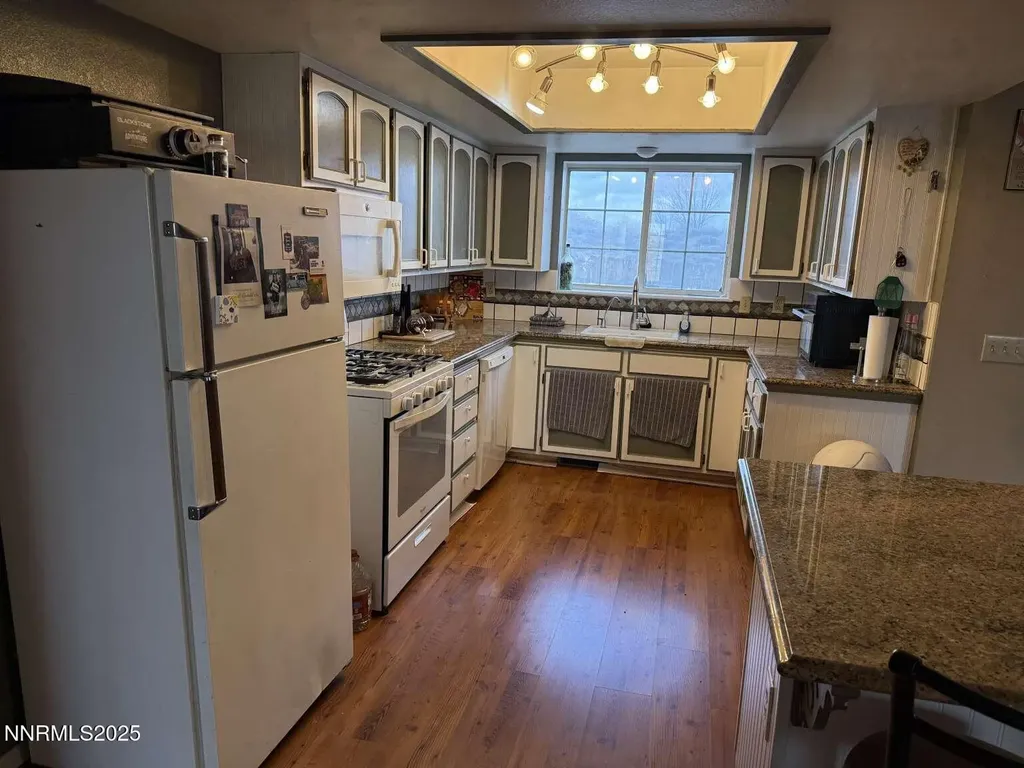5212 Toyon Fallon NV 89406